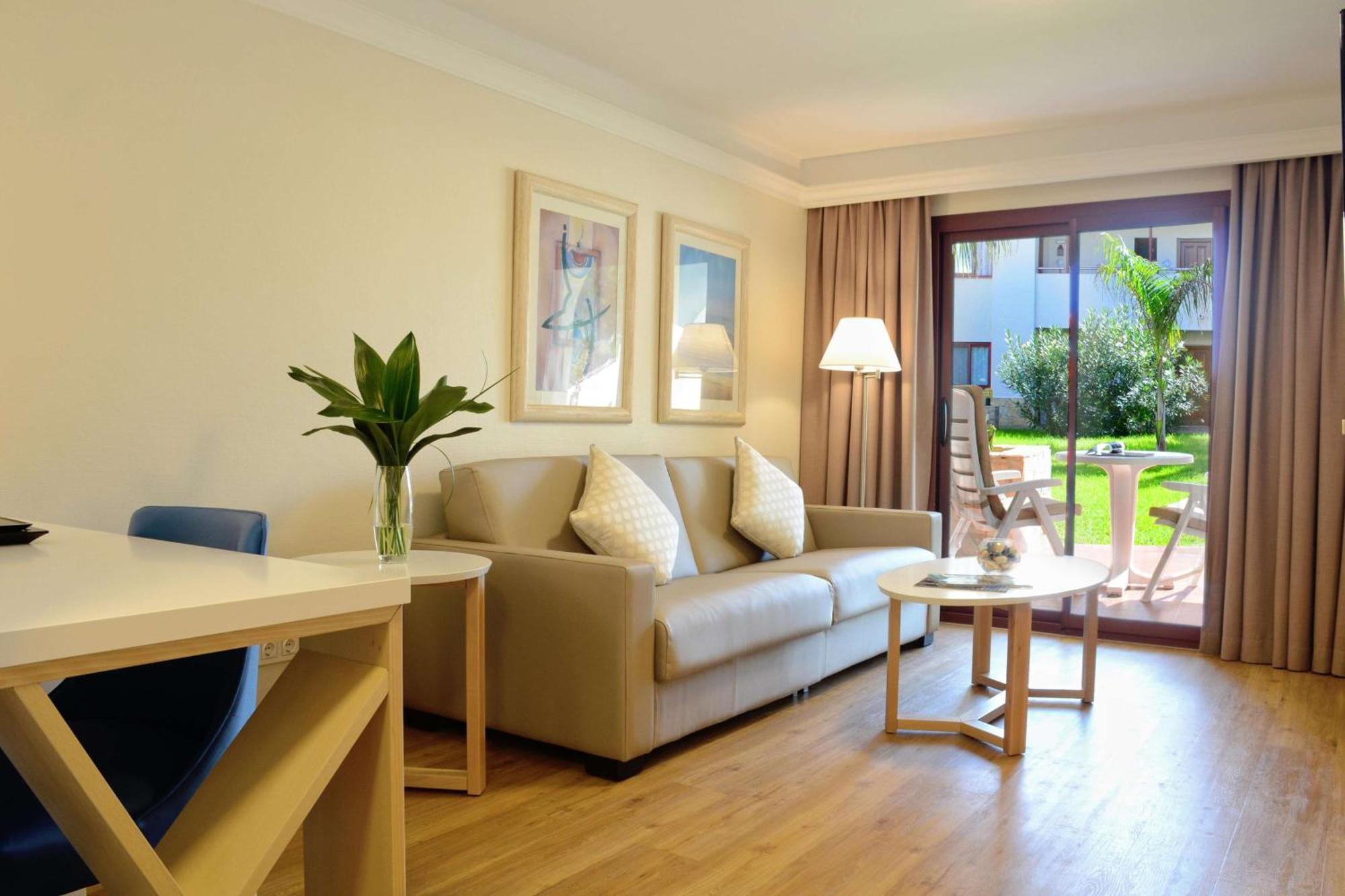 קורלחו Alua Suites Fuerteventura מראה חיצוני תמונה