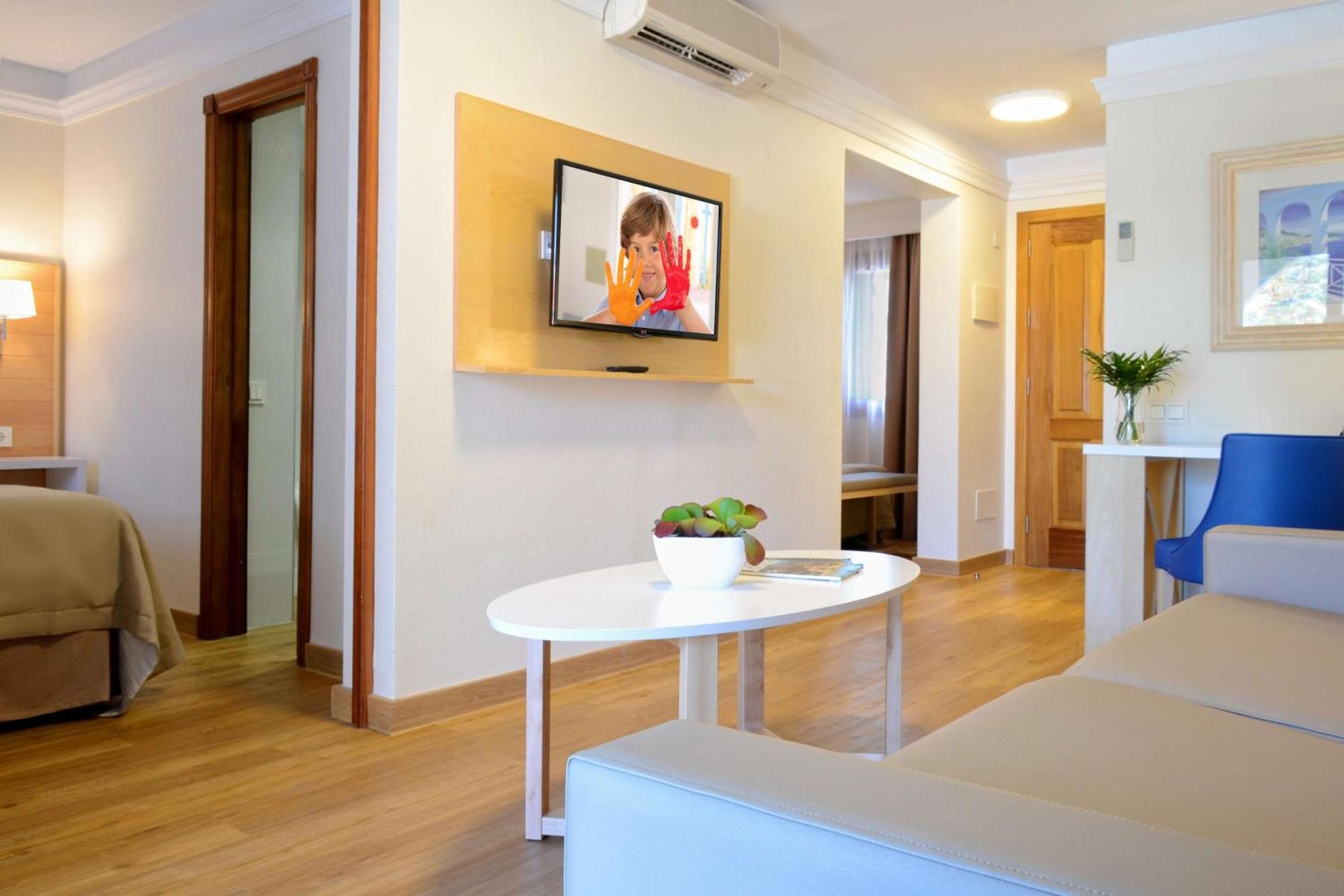 קורלחו Alua Suites Fuerteventura מראה חיצוני תמונה