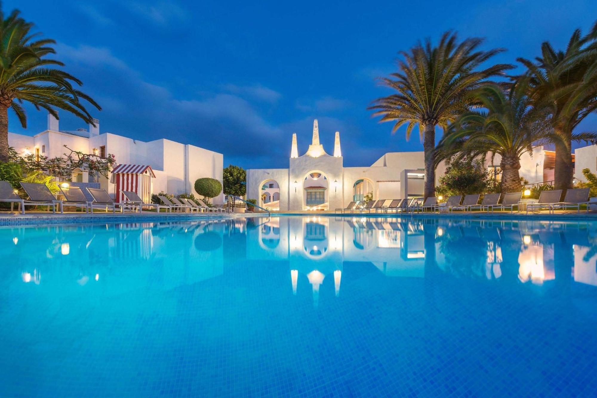 קורלחו Alua Suites Fuerteventura מראה חיצוני תמונה